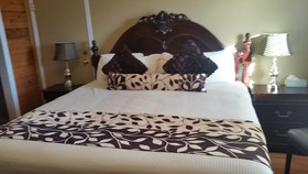 Parkway Motel
