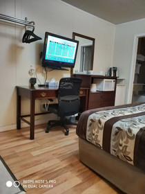 Parkway Motel