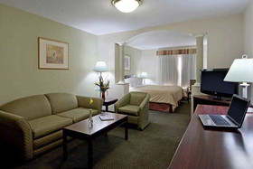 Best Western Plus Red Deer Inn & Suites