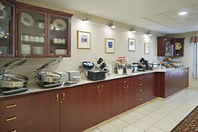 Best Western Plus Red Deer Inn & Suites