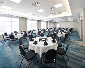 Holiday Inn Express Red Deer North