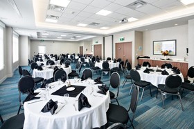 Holiday Inn Express Red Deer North