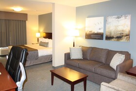 Best Western Rocky Mountain House Inn & Suites