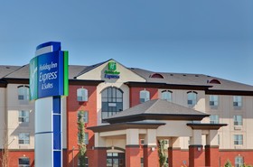 Holiday Inn Express & Suites Sherwood Park-Edmonton Area