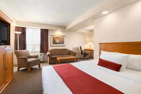 Travelodge by Wyndham Spruce Grove