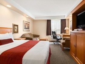 Travelodge by Wyndham Spruce Grove