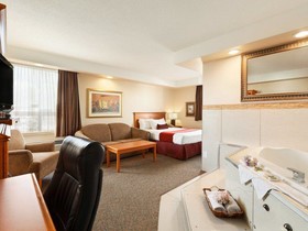 Travelodge by Wyndham Spruce Grove
