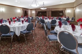 Stony Plain Inn & Suites