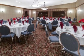 Stony Plain Inn & Suites