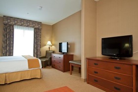 Days Inn & Suites by Wyndham Strathmore