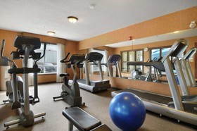 Days Inn & Suites by Wyndham Strathmore