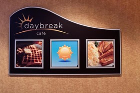 Days Inn & Suites by Wyndham Strathmore