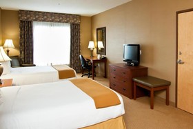 Days Inn & Suites by Wyndham Strathmore