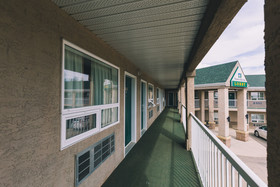 Western Valley Inn