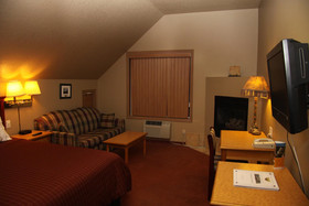 Waterton Lakes Lodge Resort