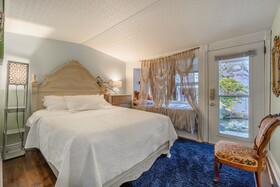 The Cottage and Castle