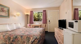 Coast Courtenay Hotel