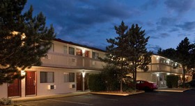 Coast Courtenay Hotel