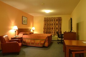 Aurora Park Inn & Suites