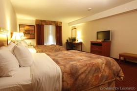 Pomeroy Inn & Suites Dawson Creek