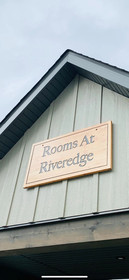 Rooms At Riveredge
