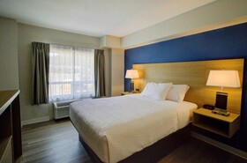 Baymont by Wyndham Gold River