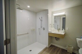 Baymont by Wyndham Gold River