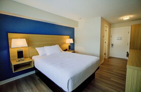 Baymont by Wyndham Gold River