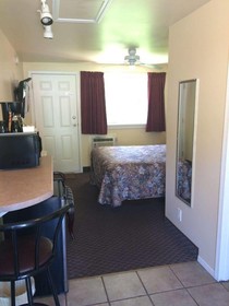Johnny's Motel