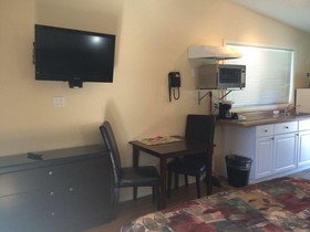 Johnny's Motel