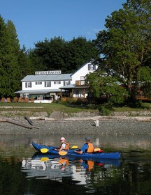 Heriot Bay Inn
