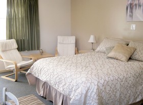 Slumber Lodge Motel