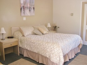 Slumber Lodge Motel