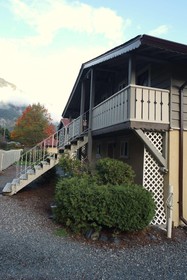 Swiss Chalets Motel