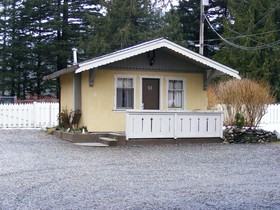 Swiss Chalets Motel