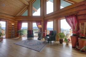 A Okanagan Lakeview Bed & Breakfast