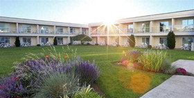 Best Western Plus Kelowna Hotel & Suites