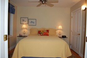 Lakeshore Bed & Breakfast