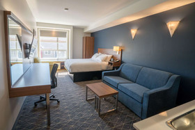 Microtel Inn & Suites By Wyndham Kelowna