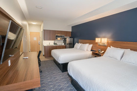 Microtel Inn & Suites By Wyndham Kelowna