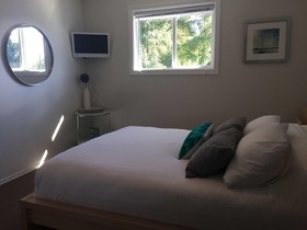 Serenity Stay Bed & Breakfast