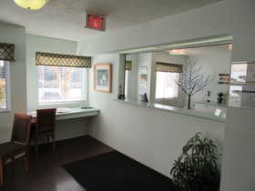 Lake Cowichan Lodge
