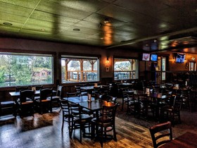 Riverside Inn