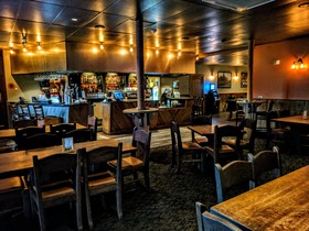 Riverside Inn