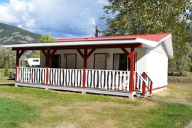 Rivermount Motel