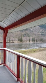 Rivermount Motel