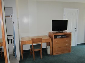 Ramada Limited Merritt
