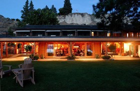 Sandy Beach Lodge & Resort
