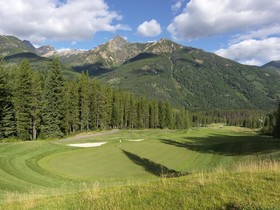 Pine Inn at Panorama Mountain Resort