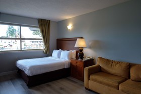 Coast Parksville Hotel